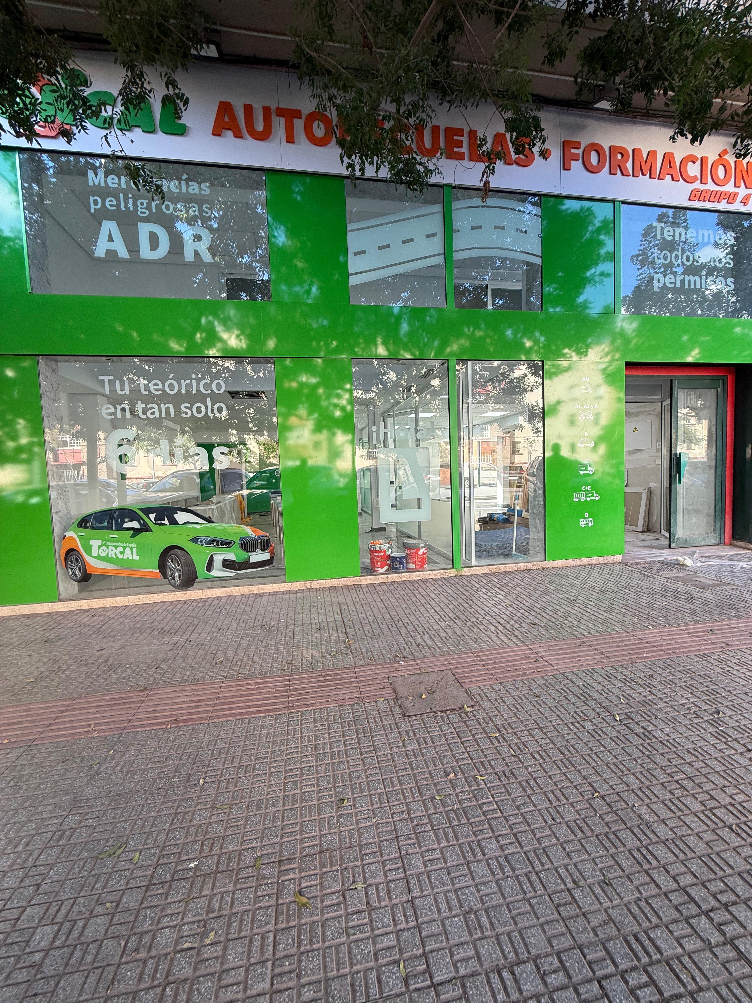 Proyecto de rotulación 18 - Impresiona Melilla, rótulos y señalética