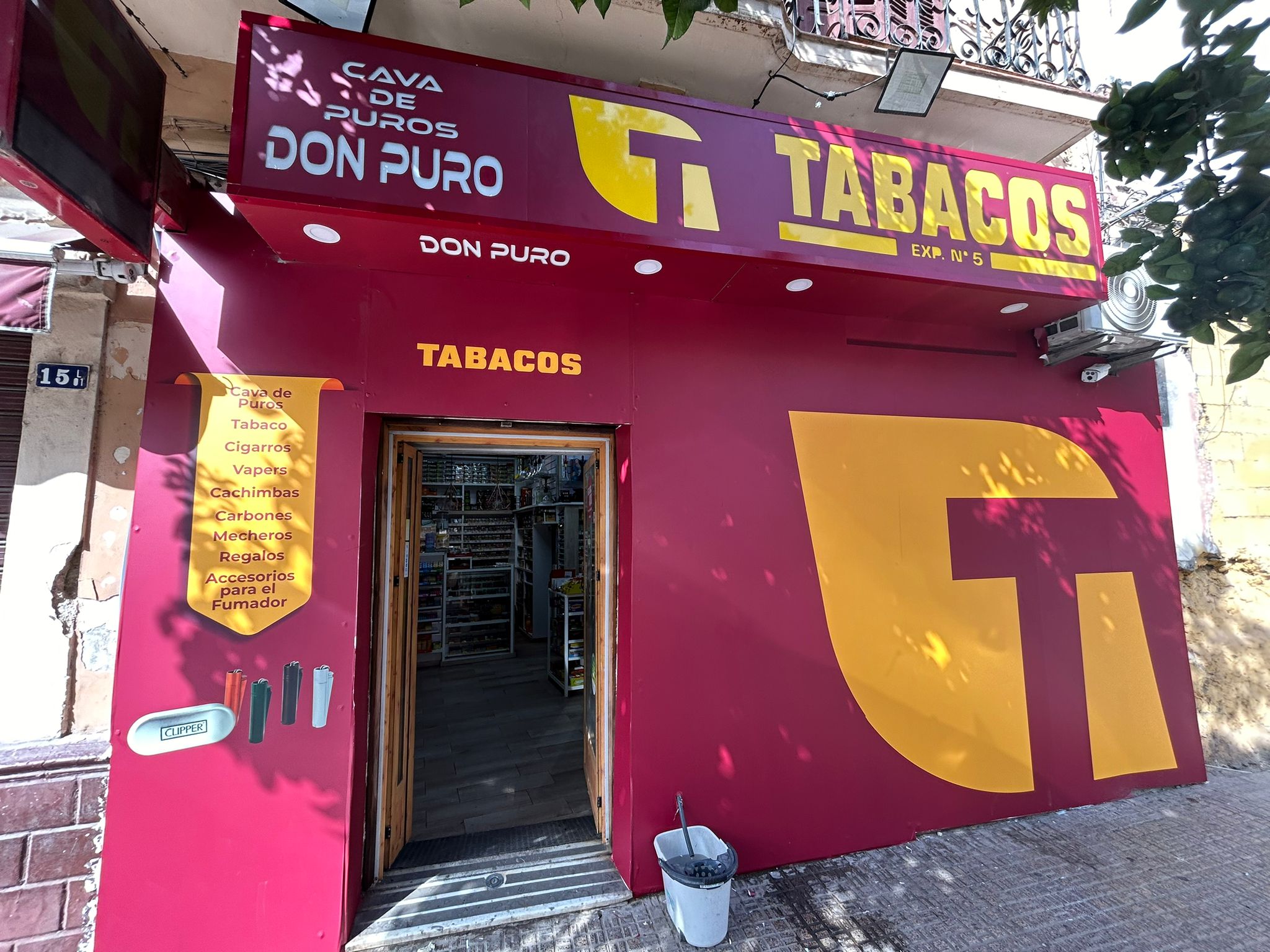 Proyecto de rotulación 31 - Impresiona Melilla, rótulos y señalética