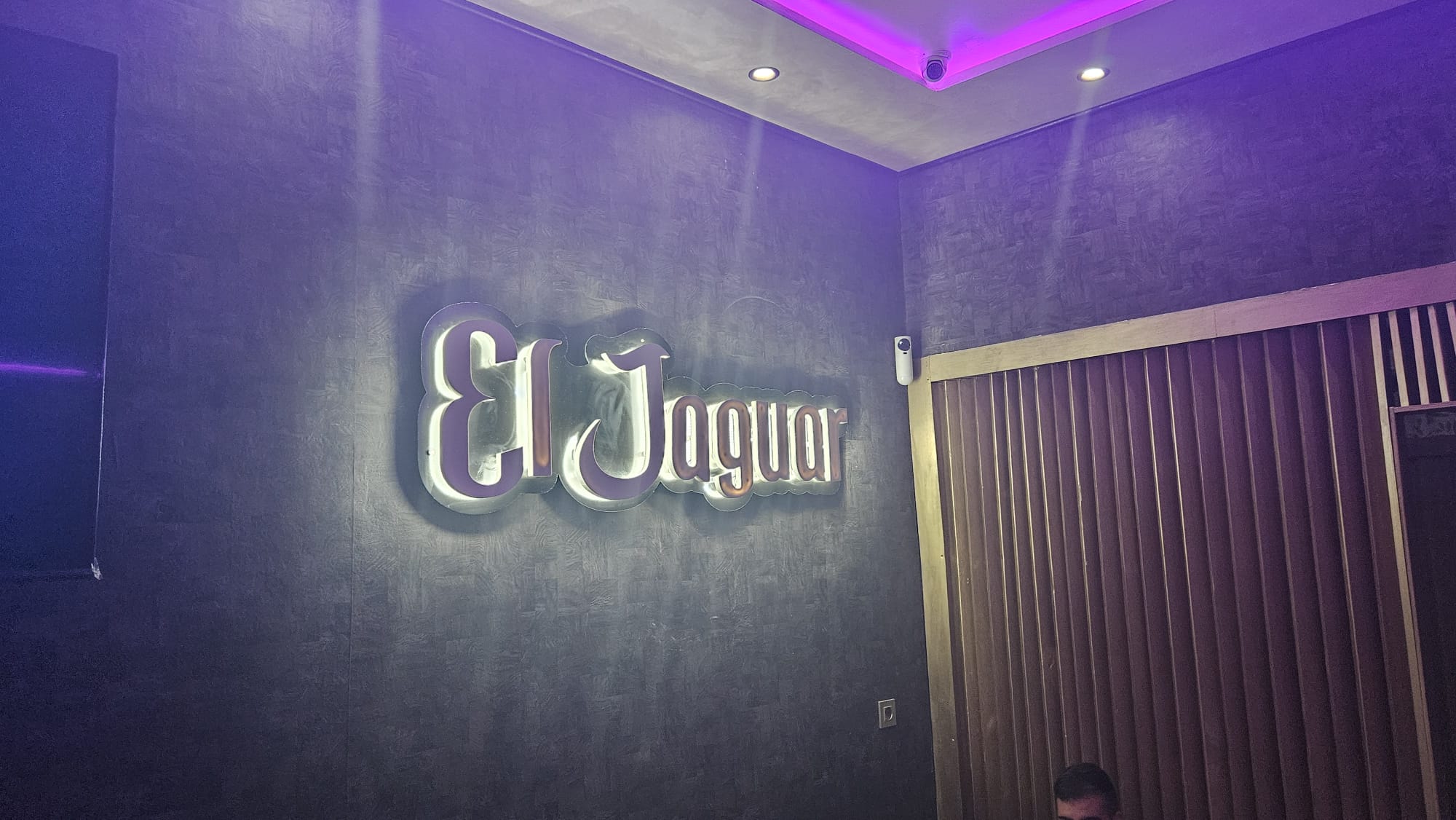 Proyecto de rotulación 64 - Impresiona Melilla, rótulos y señalética