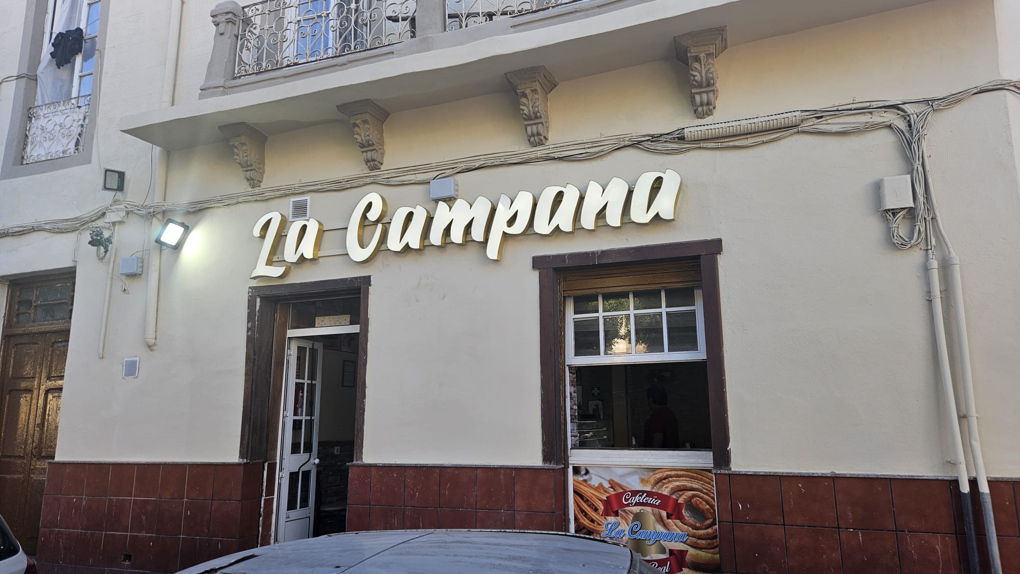 Proyecto de rotulación 87 - Impresiona Melilla, rótulos y señalética